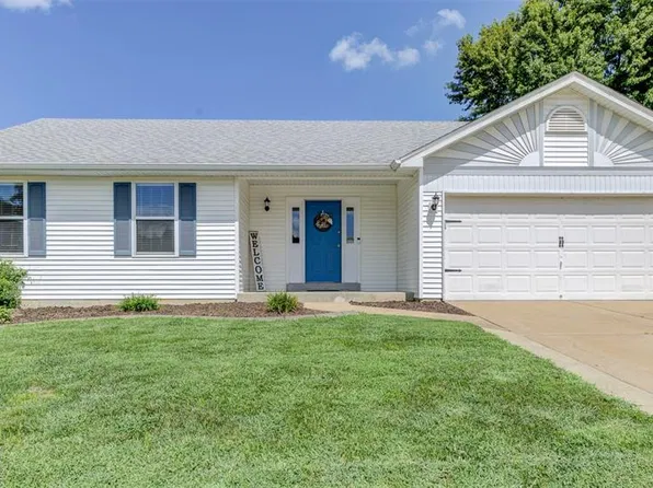 415 Lantana Ln, Saint Peters, MO 63376