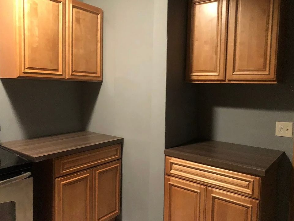 2nd image of 139 High St Floor 1