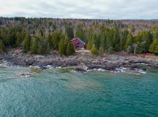 4472 Cascade Beach Rd, Lutsen, MN 55612