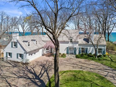 4720 N Lake Dr, Whitefish Bay, WI, 53211