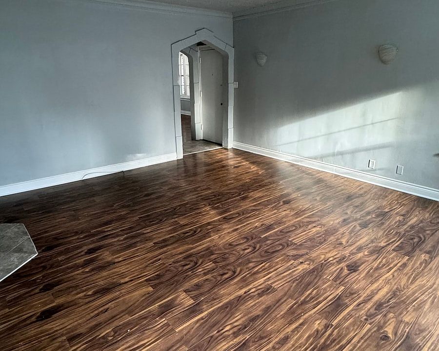 Living room (east view)