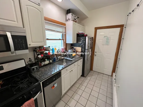 90 Hancock St APT 1, Cambridge, MA 02139