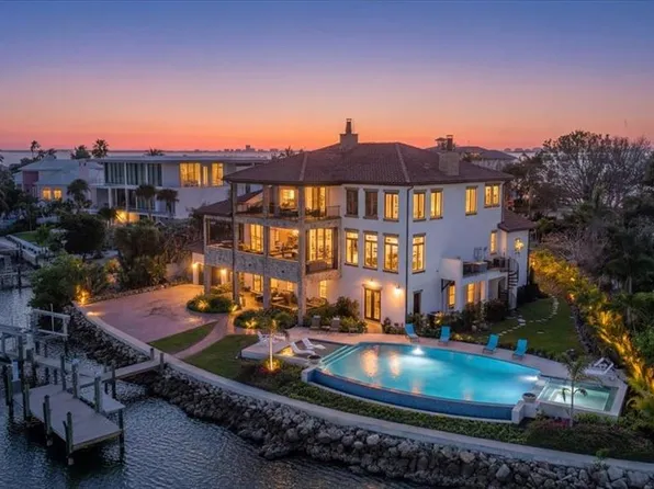 315 S Shore Dr, Sarasota, FL 34234