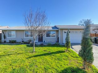 8232 Manhart Way, Elverta, CA 95626
