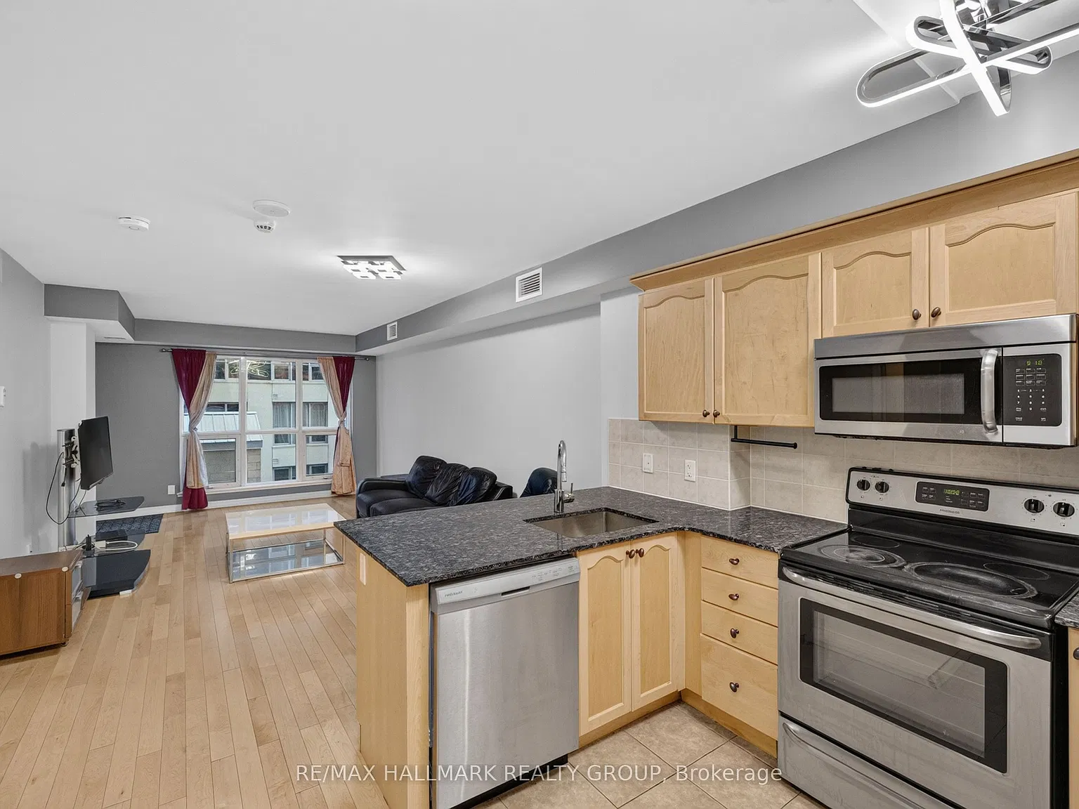 Claridge Plaze Phase 3 — Photo 4