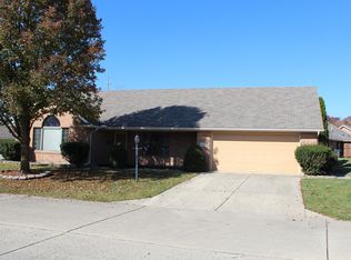 1668 Fox Ridge Dr #56, Springfield, OH 45503