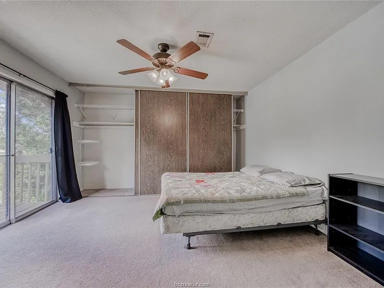 4401 Carter Creek Pkwy #15 — Photo 10