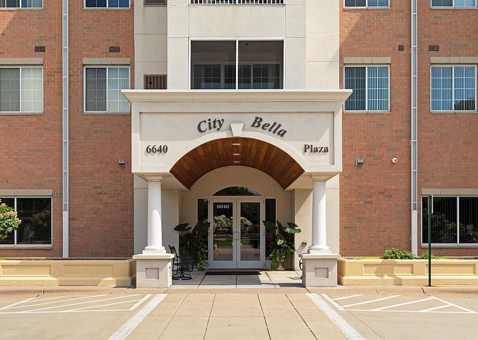 1st image of 6640 Lyndale Ave S APT 407