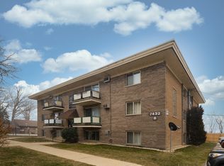7432 W 111th St APT 807, Worth, IL 60482