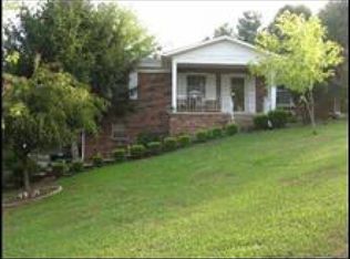 425 Humphrey Dr, Seymour, TN 37865
