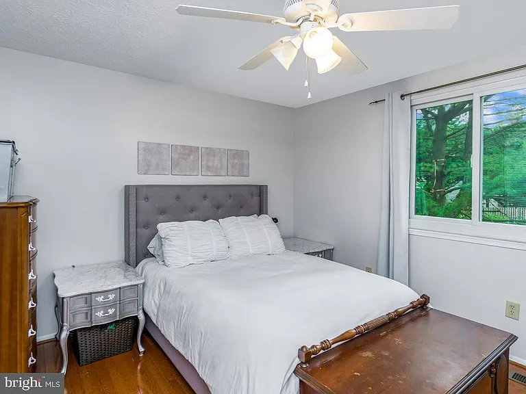 3827 Dittany Ct — Photo 31