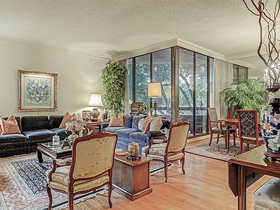 2nd image of 5555 Del Monte Dr Unit 201