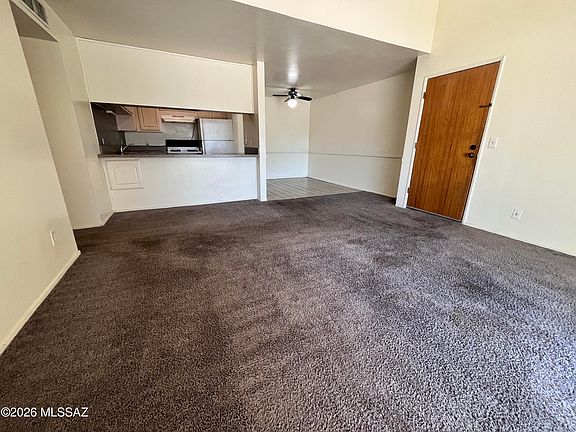 3rd image of 812 S Langley Ave Unit 202