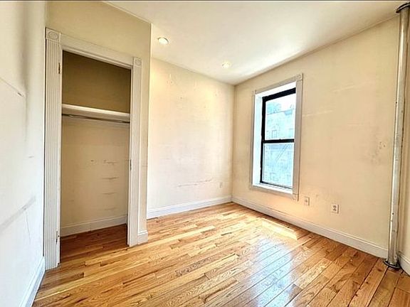 5th image of 217 E 82nd St #4W