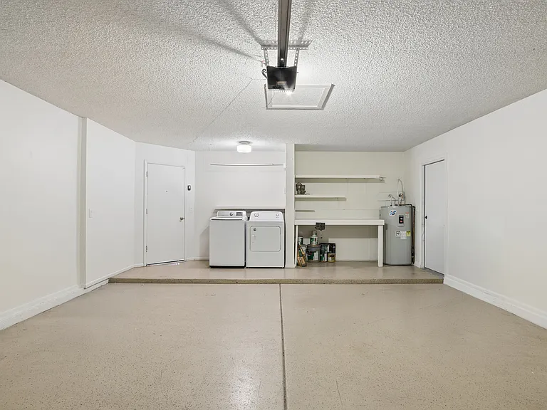 737 W El Prado Rd — Photo 24