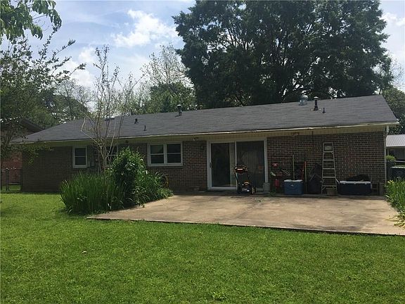 2nd image of 612 Hancock Ave