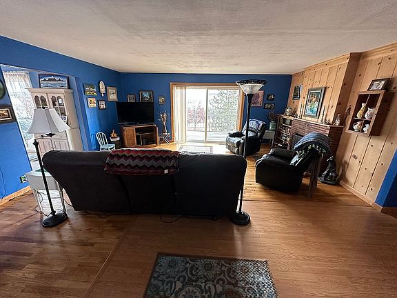 5th image of 976 3rd Ave N