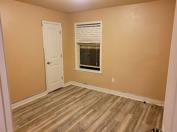 3rd image of 14604 Canal Crossing Blvd