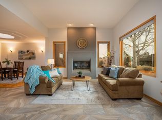 1469 Morning Glory Rd NE, Albuquerque, NM 87122