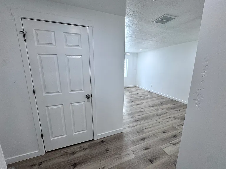 12339 S Remy Rd — Photo 35