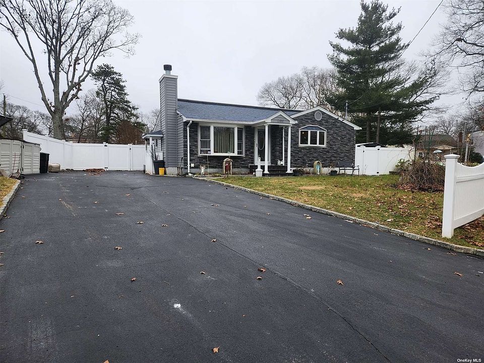 200 Mooney Pond Road, Selden, NY 11784 Zillow