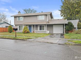 25907 14th Ave S, Des Moines, WA 98198