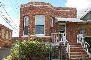 2nd image of 814 N Kolin Ave