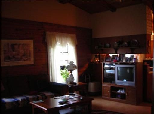 4th image of 15637 Lakeview Dr