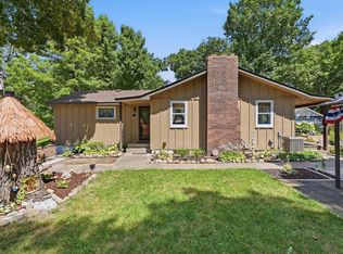 175 Tonka Bay Rd, Tonka Bay, MN 55331