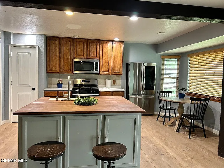 3610 Buxton Dr — Photo 5