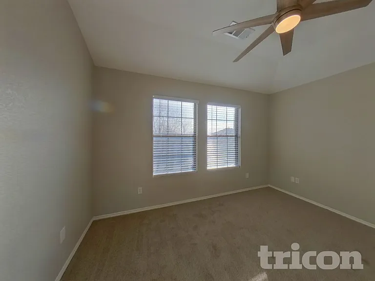 5825 Show Master Ln — Photo 17