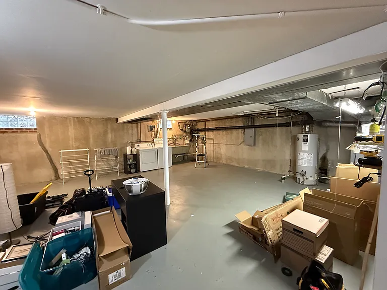 370 Park Ave #E — Photo 16