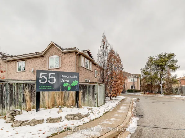 55 Barondale Dr #75, Mississauga, ON L4Z 3P9