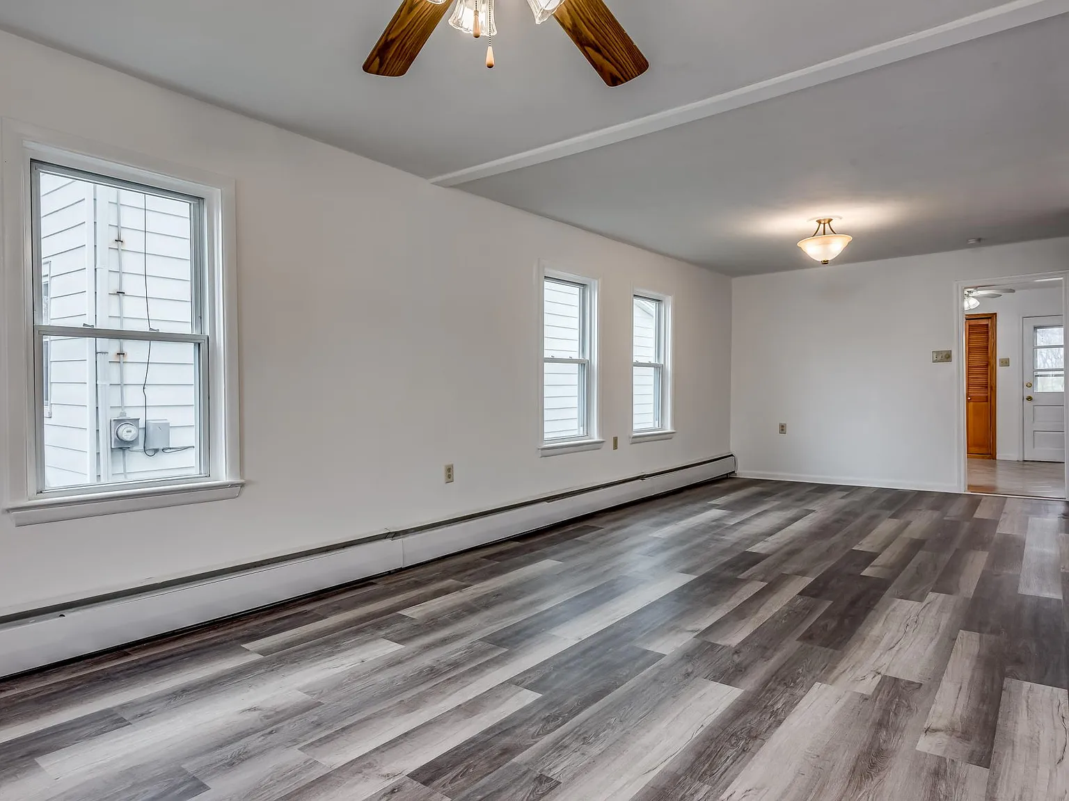 3 bed, 1353 sqft, $1,400 — Photo 4
