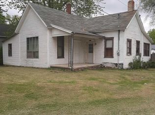 728 E Main St, Akron, IN 46910