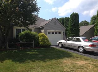 308 Ridgefield Cir #C, Clinton, MA 01510