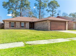 122 W Queens Dr, Slidell, LA 70458
