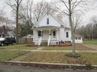 1019 Adams St, Owosso, MI 48867