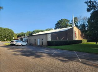 3090 Holly Springs Rd NE, Marietta, GA 30062