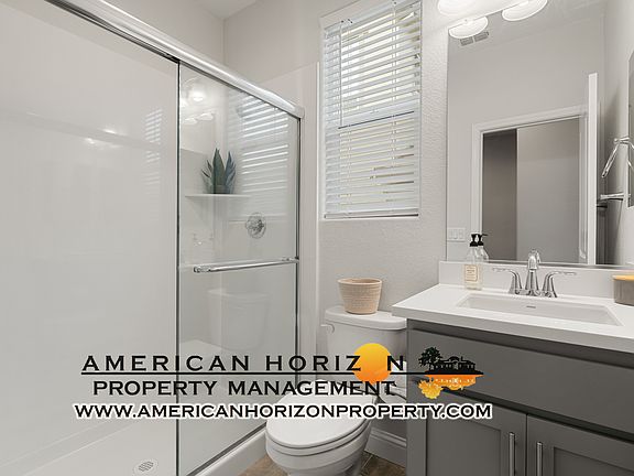 3rd image of 603 Bartonville Rd