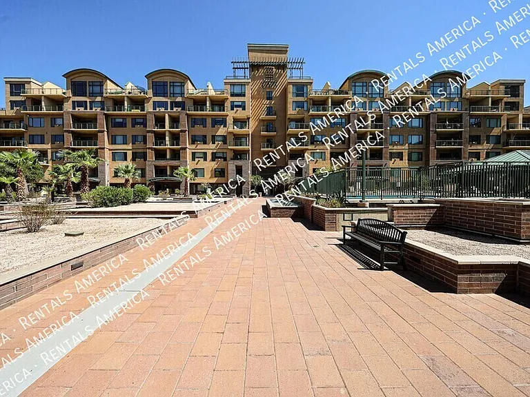17 W Vernon Ave #307 — Photo 4