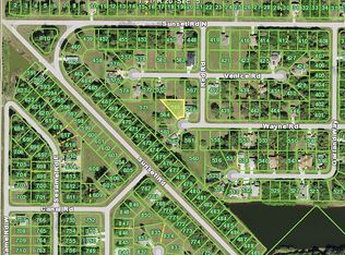 102 Wayne Rd, Rotonda West, FL 33947