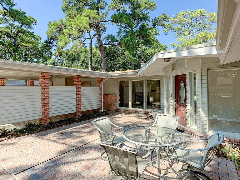 10226 Ivyridge Rd — Photo 3
