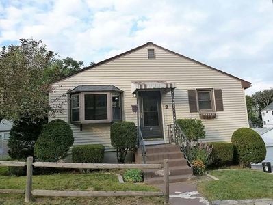 7 Raymond St, Worcester, MA, 01607