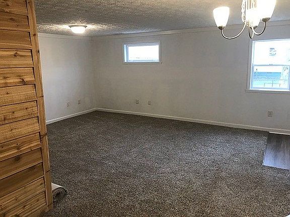 3rd image of 3919 E Minnesota St