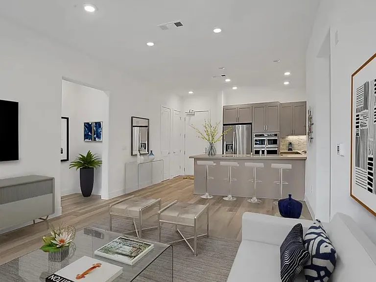 45228 Tom Blalock St #208 — Photo 3