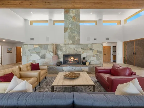 49260 Sunrose Ln, Palm Desert, CA 92260