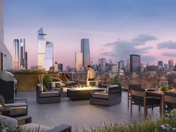 515 West 18th Street image 15 of 20