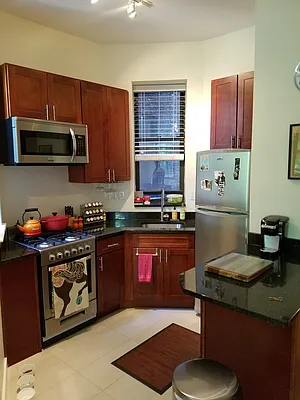 Rented by Chartwell Manhattan Realty | media 5