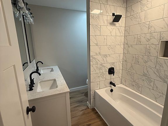 4th image of 1199 Michigan Ave E #2